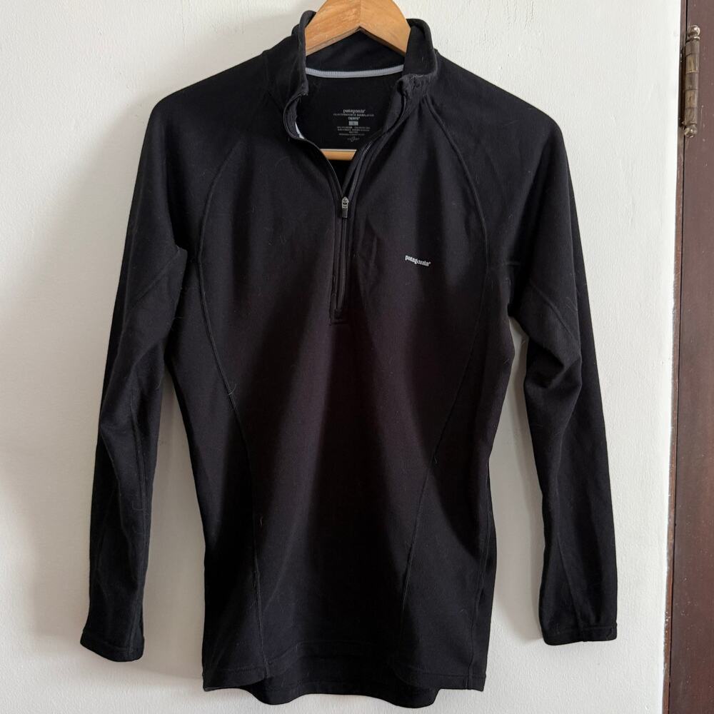 PATAGONIA | Black Capilene Performance Base Layer Quarter zip Shirt | Small